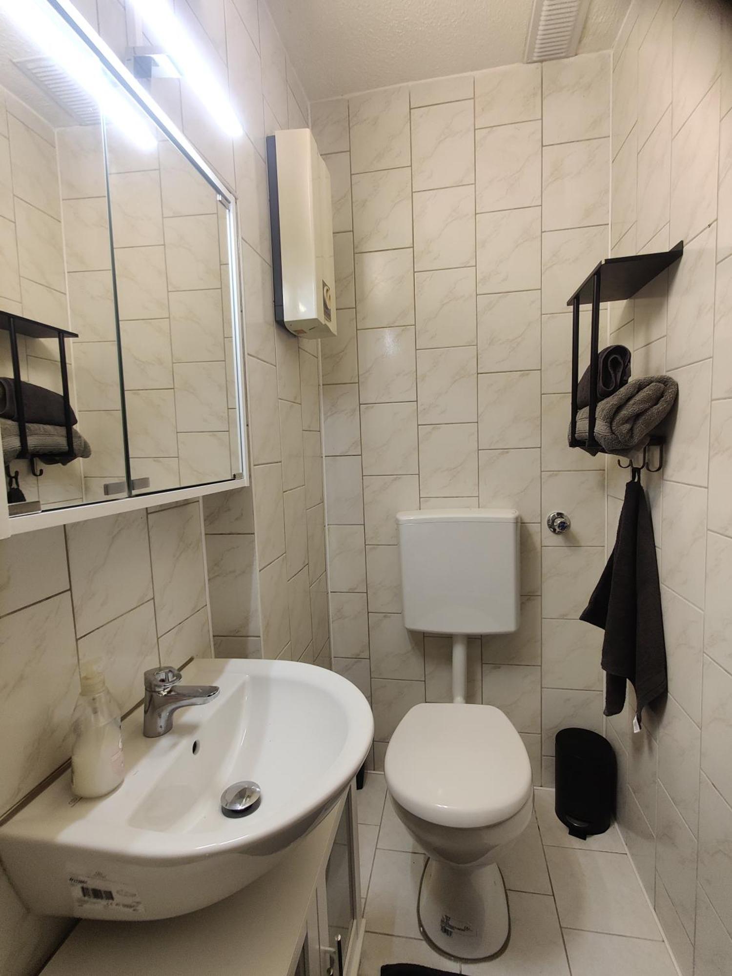 H-Lodges - Top City-Appartments In Essen Phòng bức ảnh